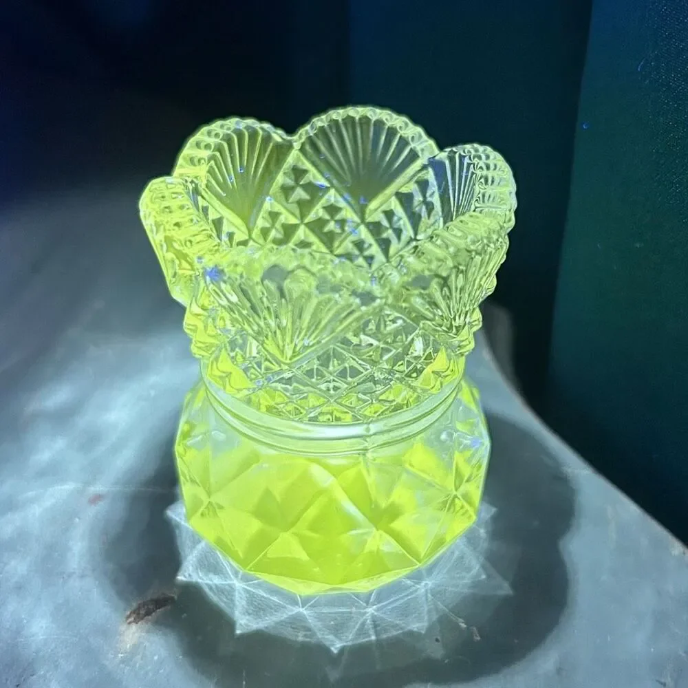 Westmorland Clear Glass Fan & File Toothpick Holder UV Reactive